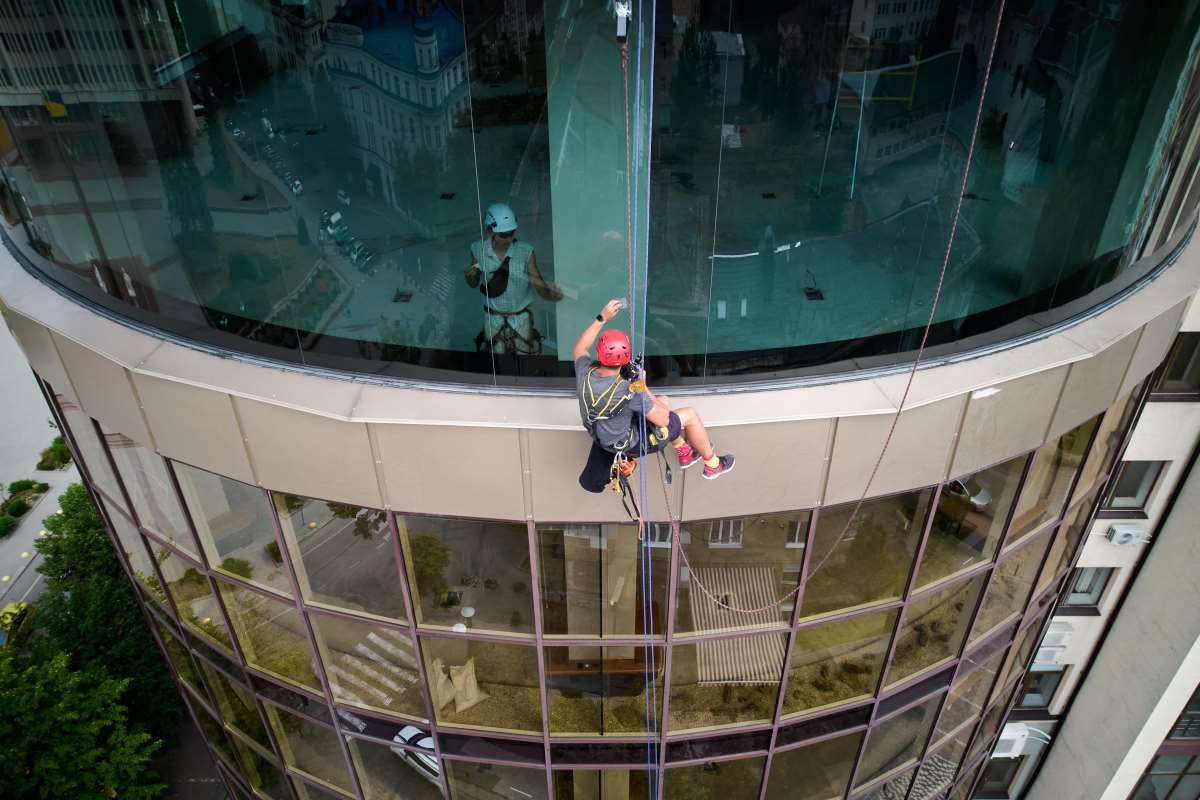 Dış Cephe Cam, Kompozit Değişimi ve Montaj